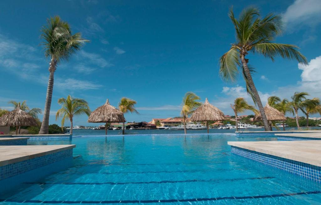 Spanish Water View Apartments - Jan Thiel Area Виллемстад Экстерьер фото